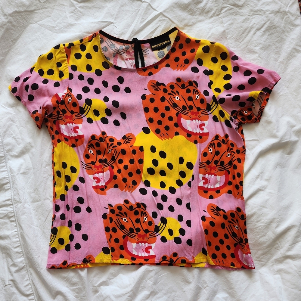 NOOWORKS - Kristina Micotti Cat Boxy Top